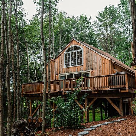 Moonlight Treehouse At Belgrade Hospitality Villa Bagian luar foto